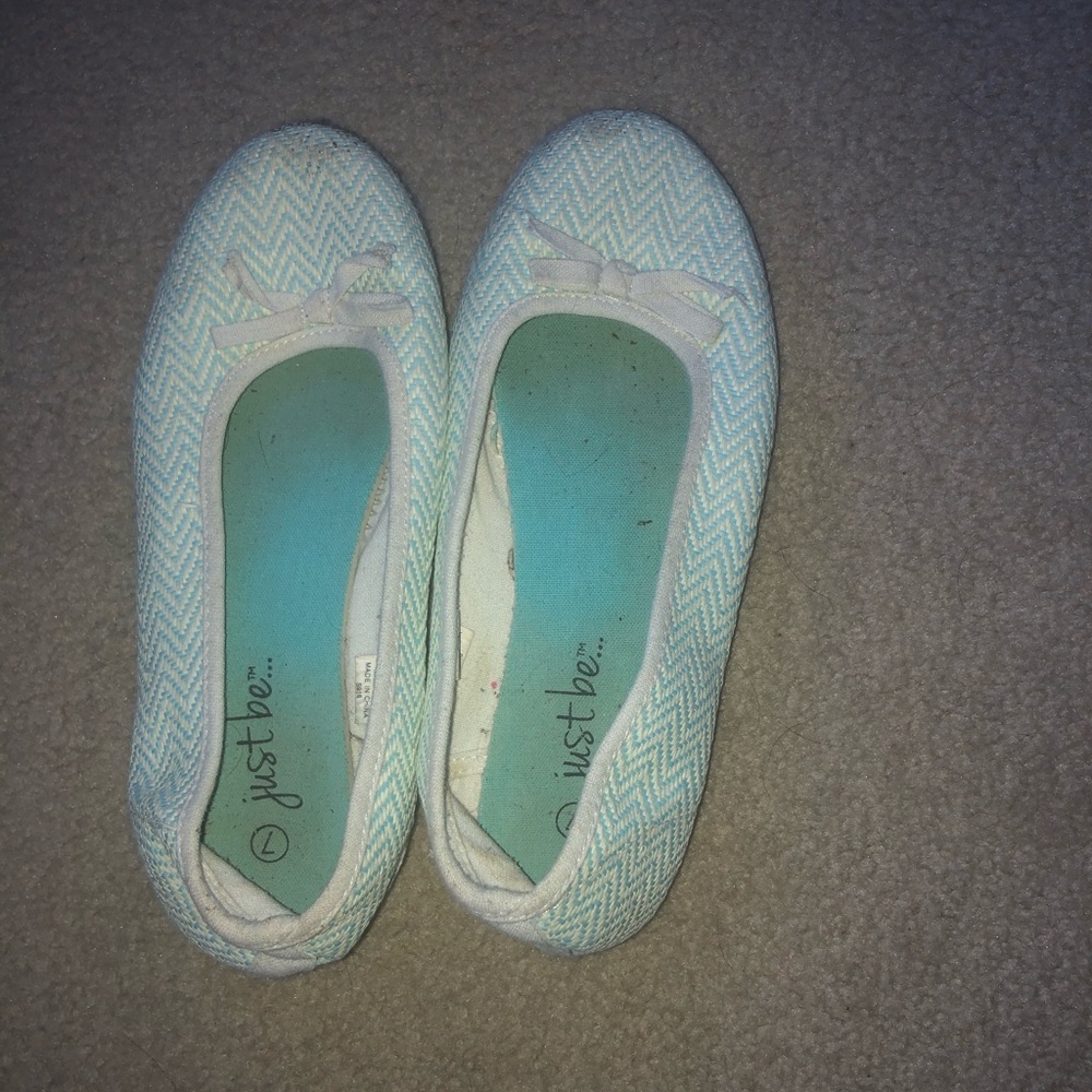 Flats - Picture 2 of 2